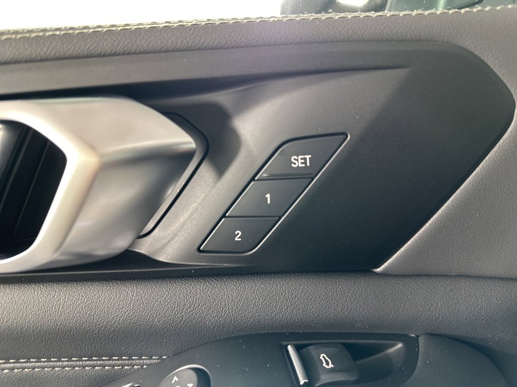 New 2026 BMW X5 xDrive50e w/ Premium Package image 8