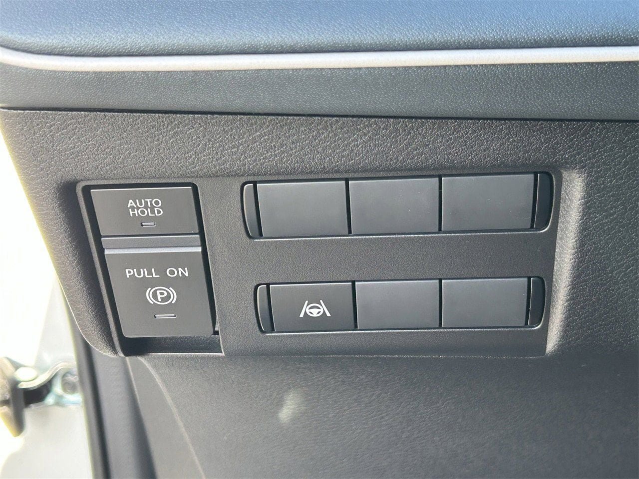 New 2026 Nissan Leaf SV+ w/ Illuminated Package FWD image 30