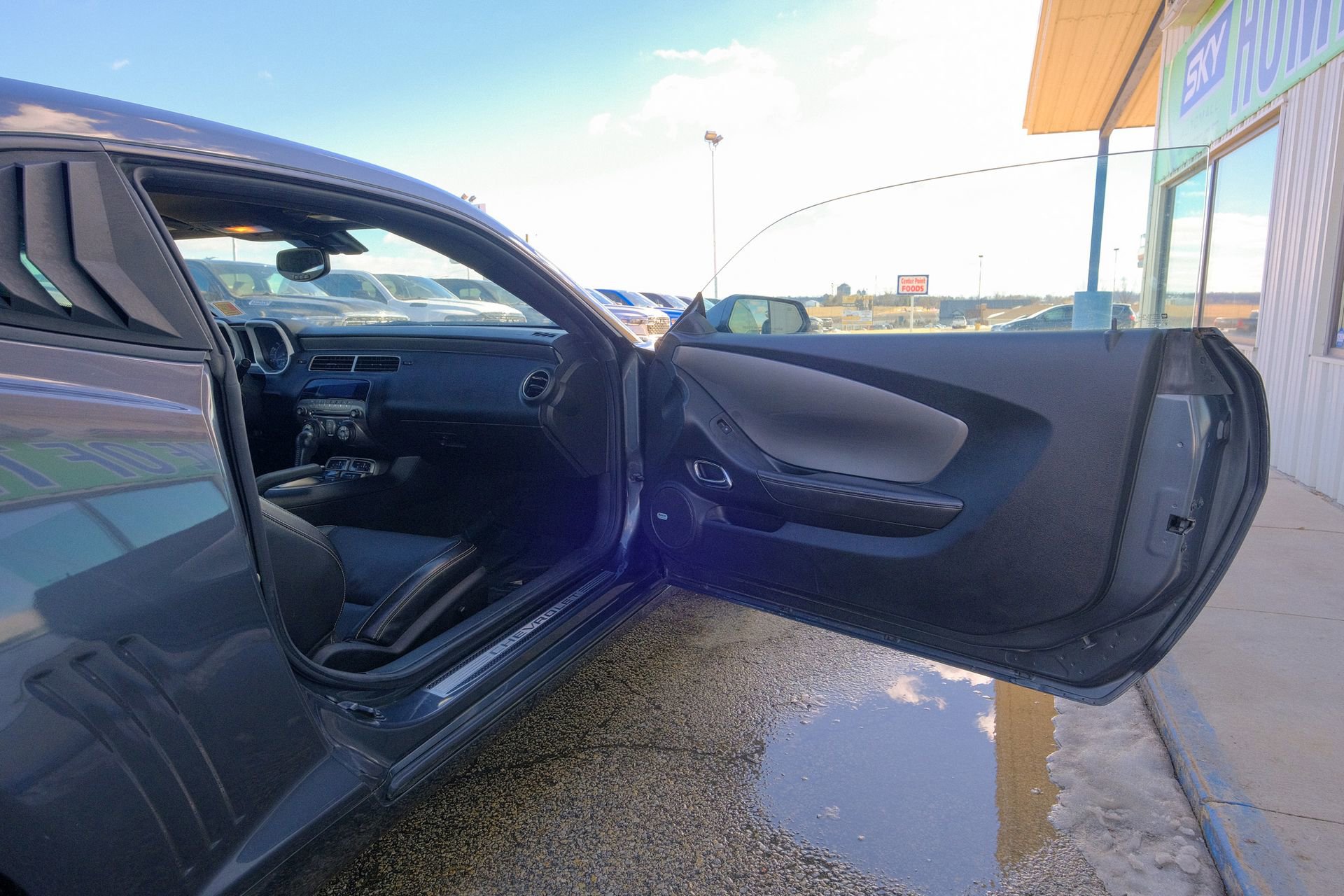 Used 2010 Chevrolet Camaro SS image 16