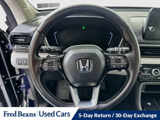 Used 2024 Honda Pilot Touring image 15