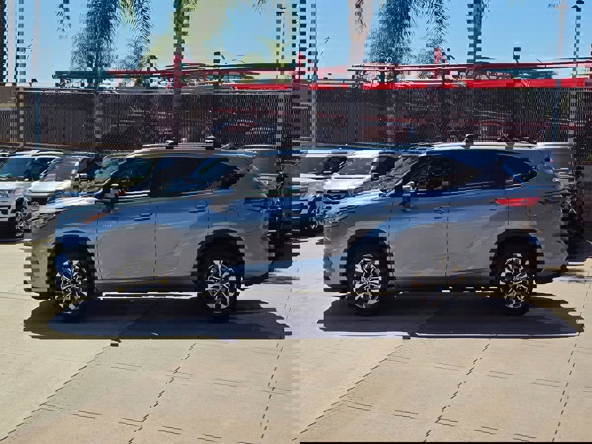 Used 2020 Toyota Highlander XLE image 10