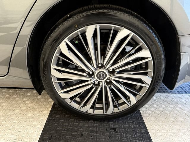 Used 2023 Nissan Altima 2.5 SL FWD image 10