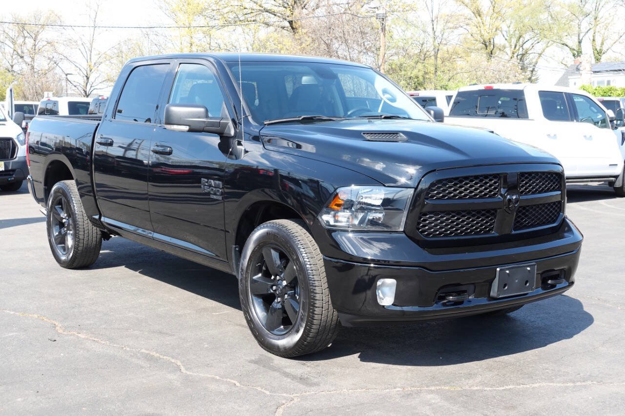 Used 2023 RAM 1500 Classic SLT w/ Electronics Convenience Group image 4