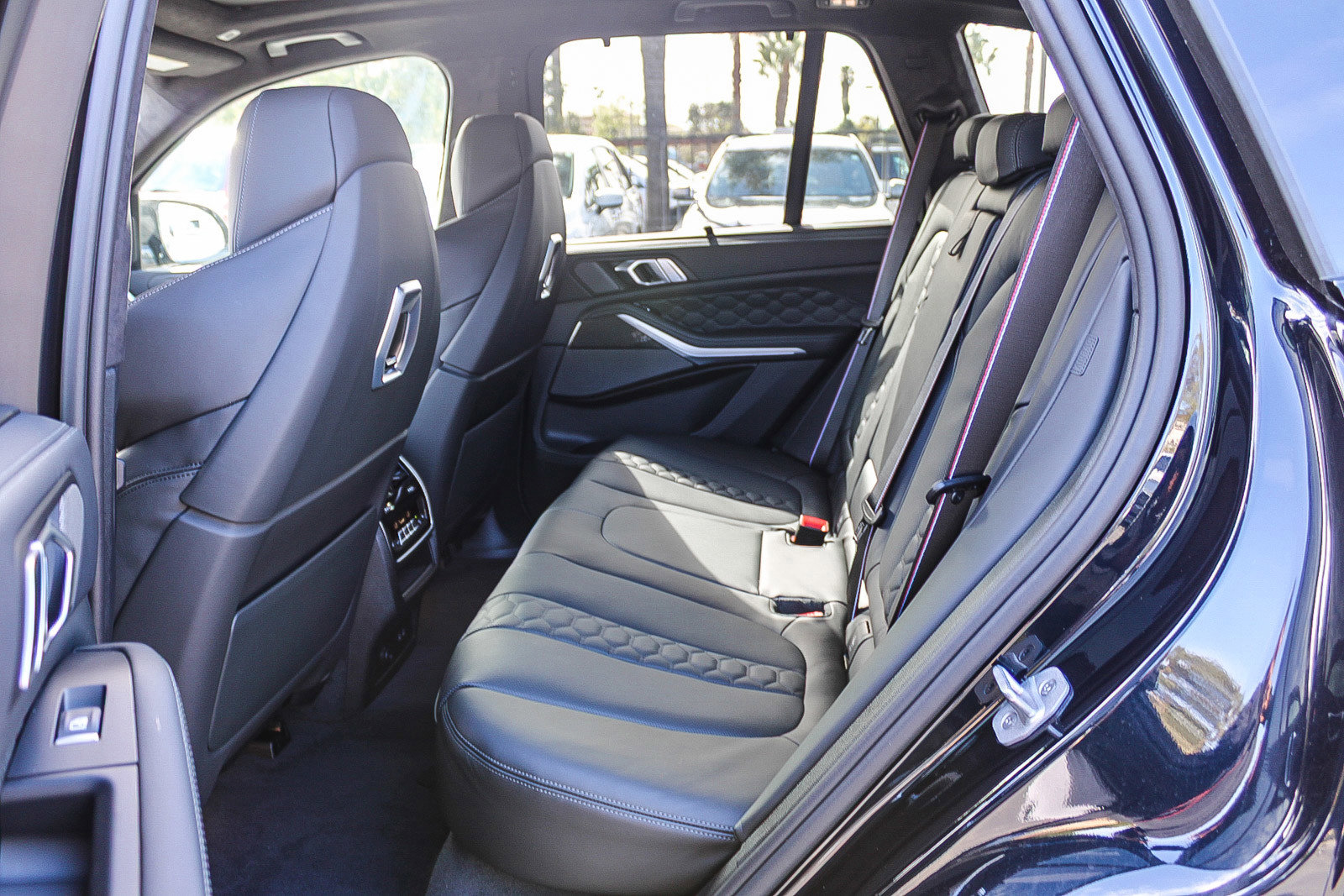 New 2026 BMW X5 M Competition w/ Executive Package image 18