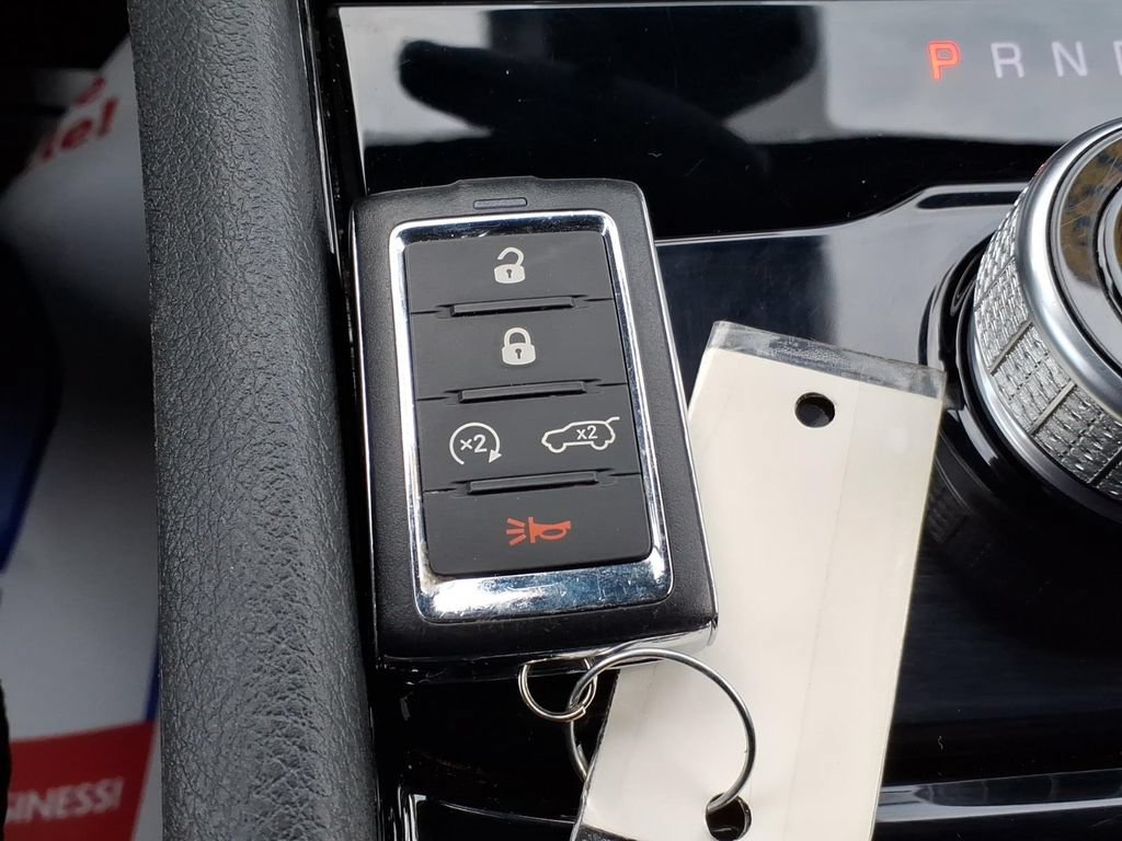 Used 2023 Jeep Grand Cherokee Altitude AWD/4WD image 20