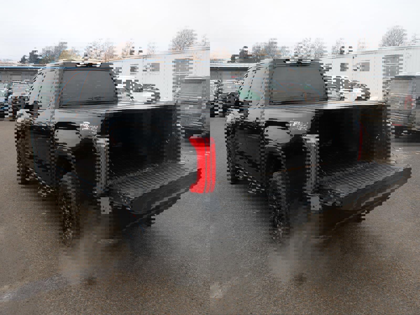 Used 2024 Toyota Tundra Limited w/ TRD Off-Road Package image 7