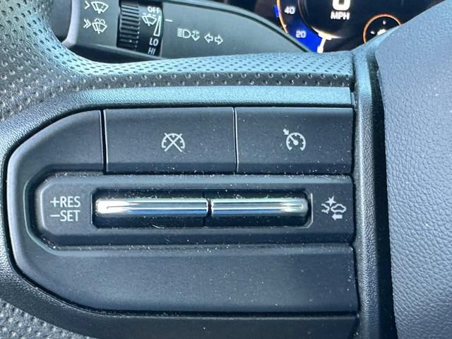 Used 2025 Chevrolet Colorado W/T RWD image 18