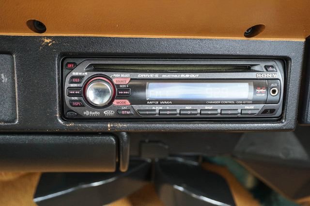 Used 1995 Jeep Wrangler S image 11