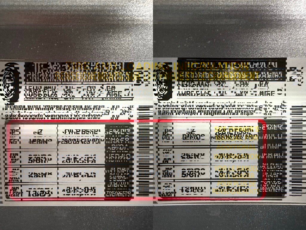 Used 2025 Toyota Grand Highlander AWD image 12