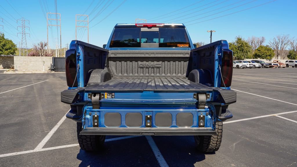 New 2026 GMC Sierra 2500 Denali w/ Denali Reserve Package image 15