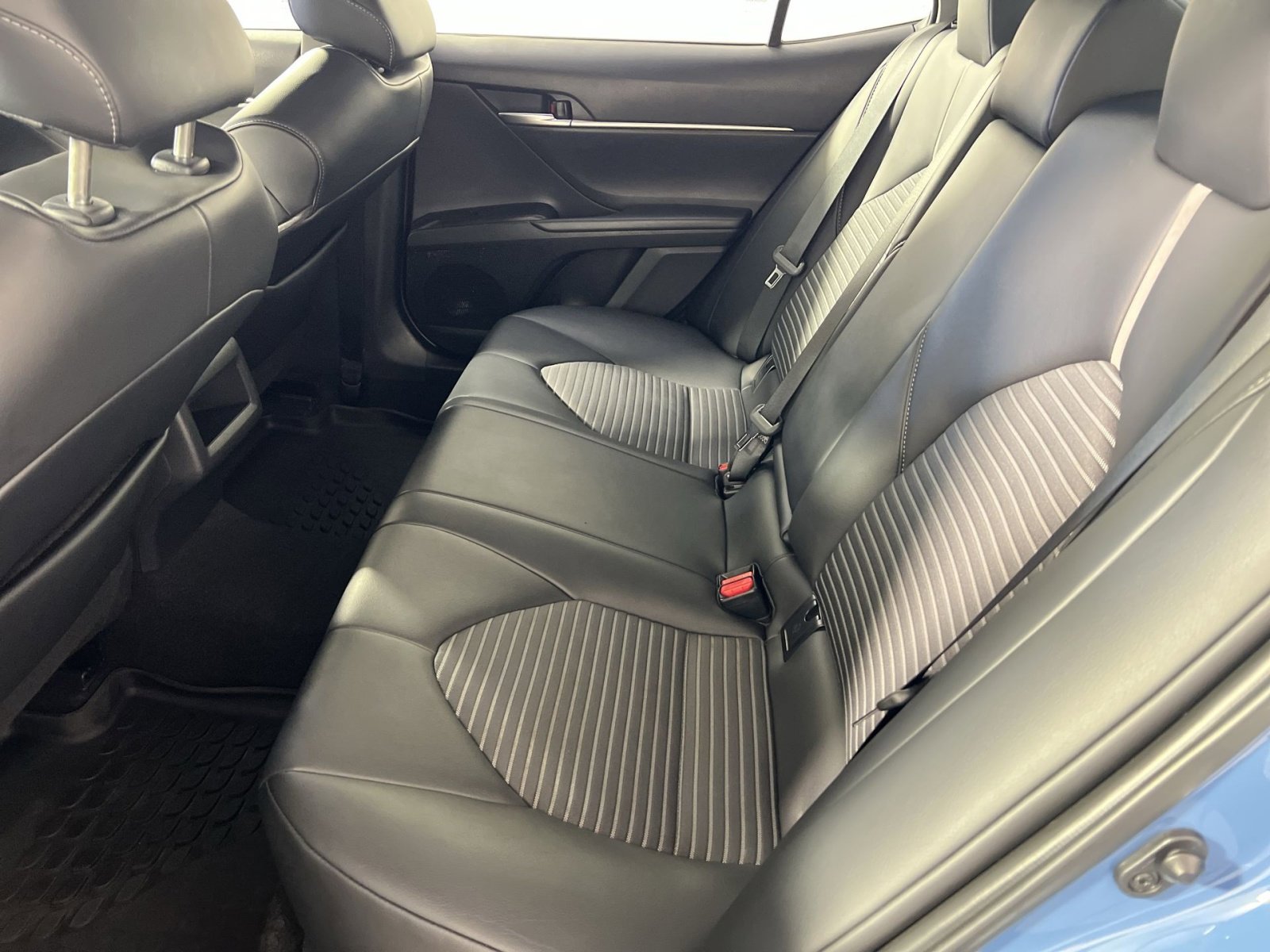 Used 2023 Toyota Camry SE image 25