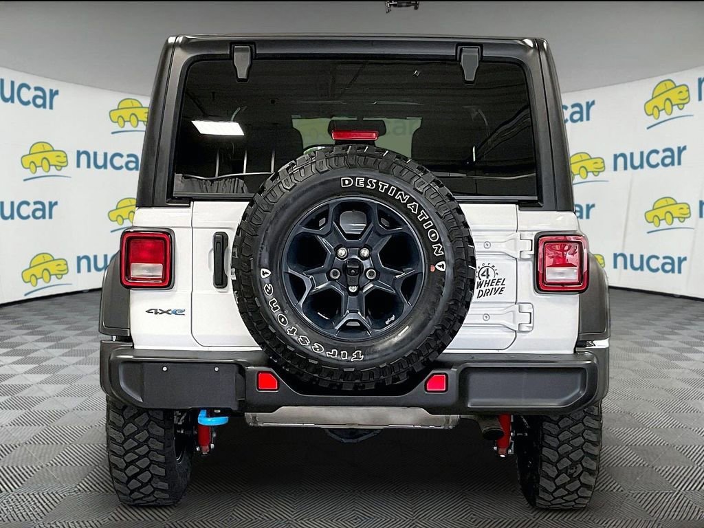 Used 2023 Jeep Wrangler Unlimited w/ Cold Weather Group AWD/4WD image 5