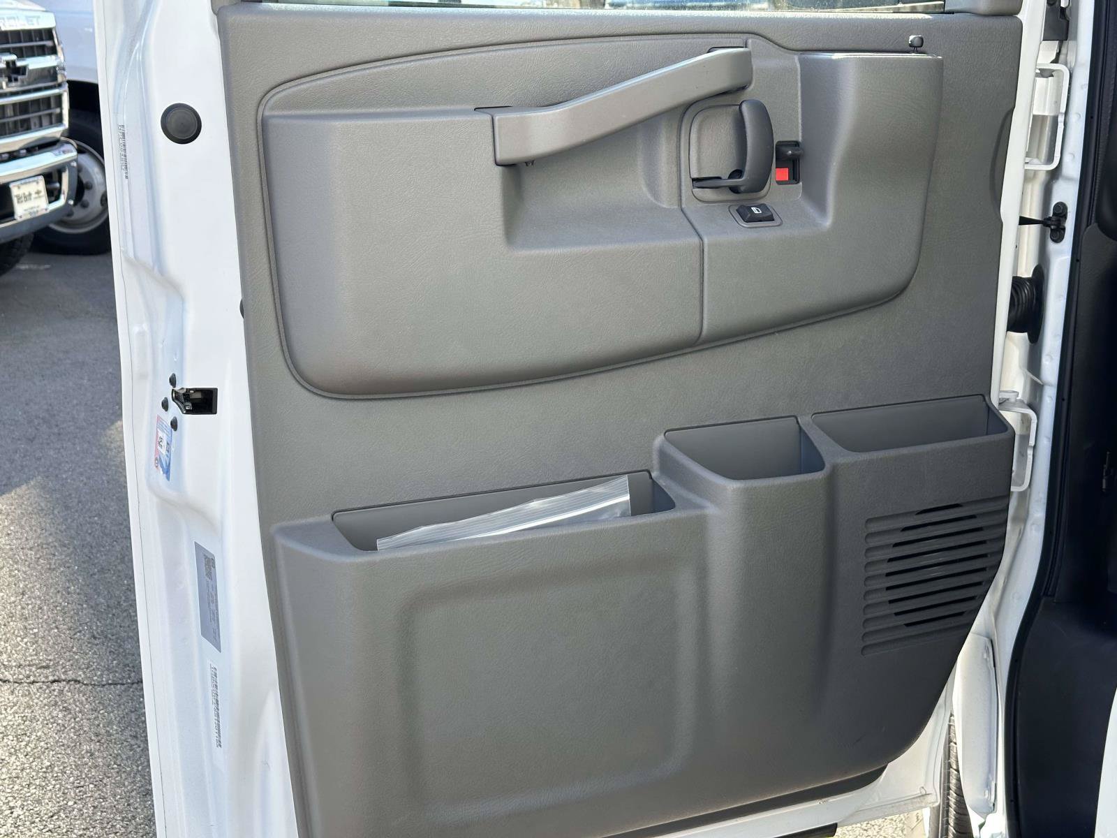 New 2025 Chevrolet Express 3500 w/ Power Convenience Package RWD image 19