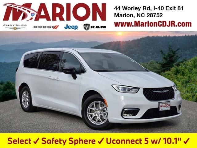 New 2026 Chrysler Pacifica Select