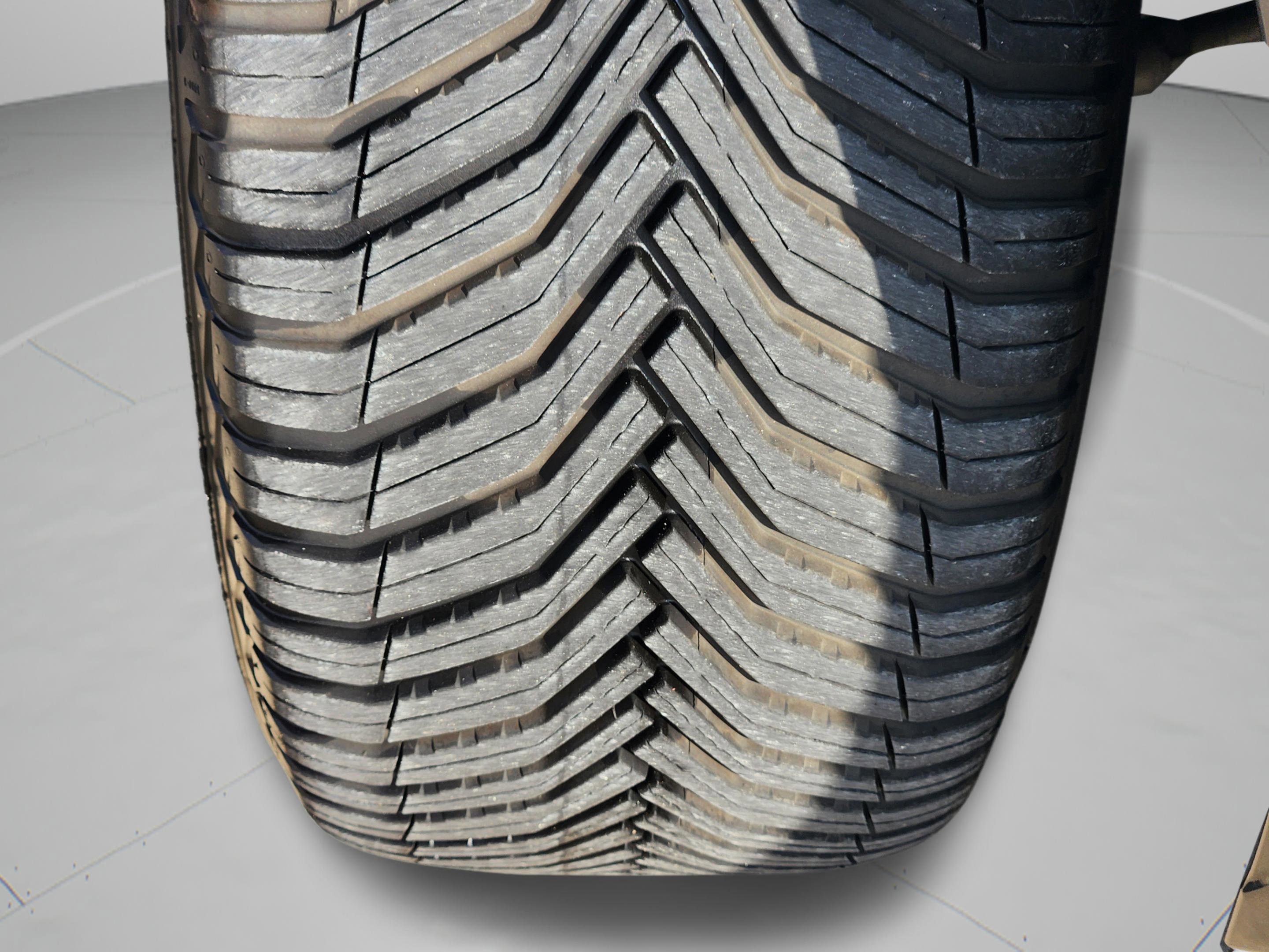 Used 2023 Lexus RZ 450e Premium w/ Accessory Package (Z1) image 40