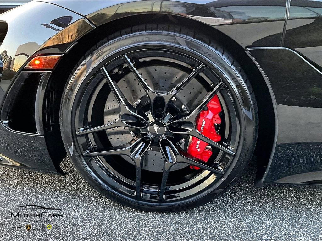 Used 2026 McLaren 750S Spider image 10