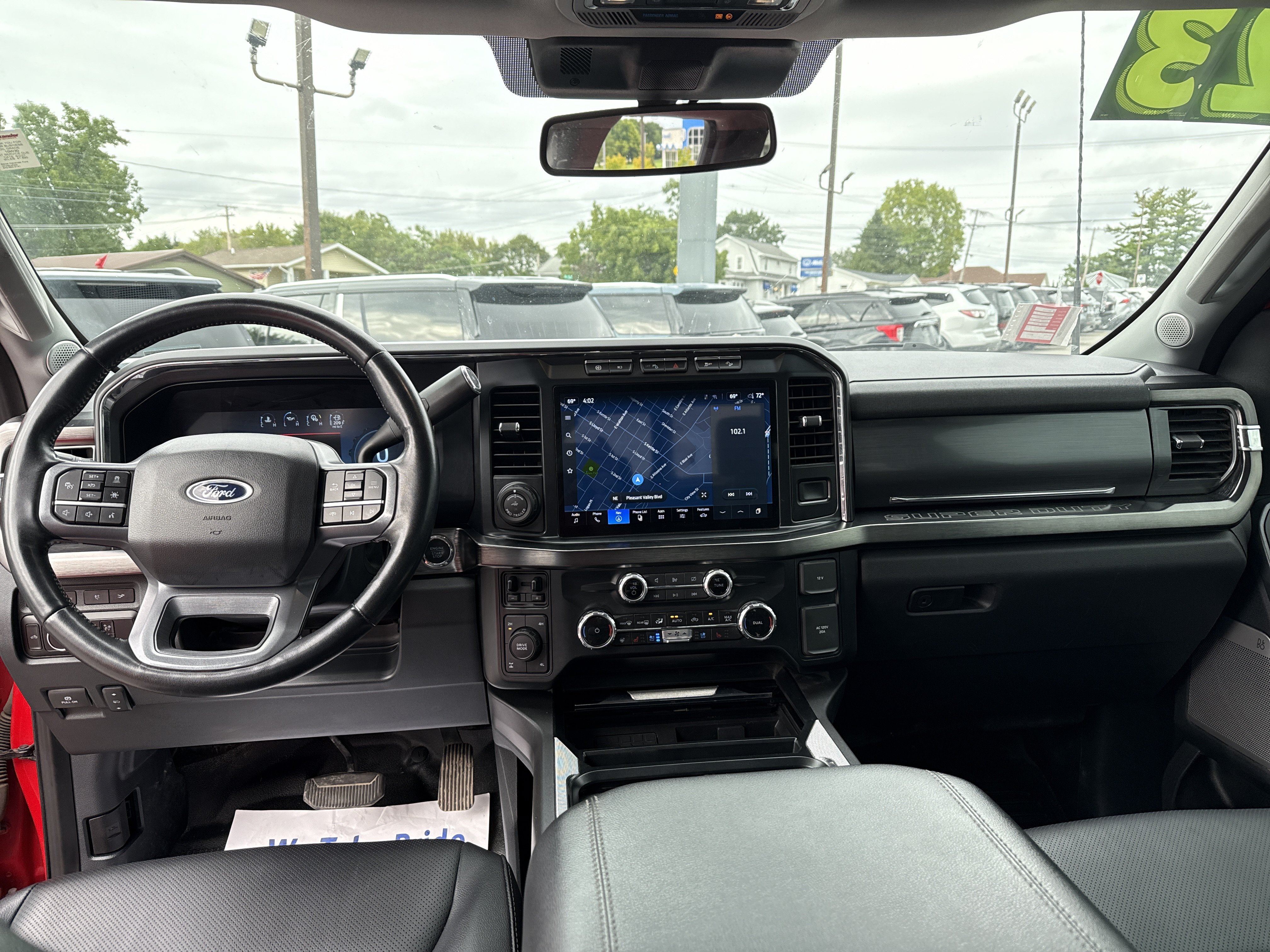 Used 2023 Ford F350 Lariat w/ Lariat Ultimate Package AWD/4WD image 14