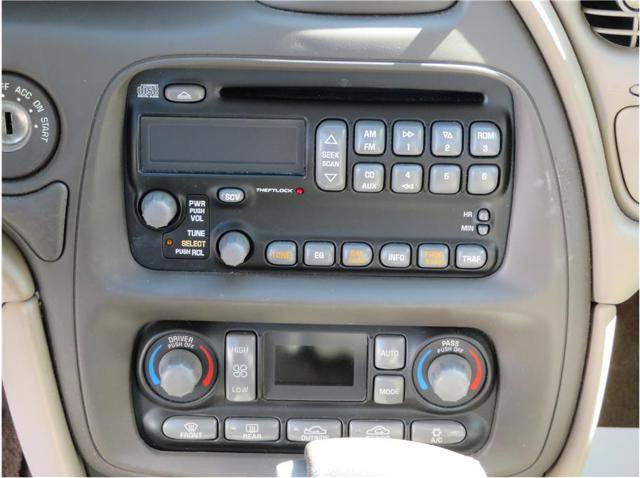 Used 2000 Pontiac Bonneville SE w/ Opt Pkg FWD image 24