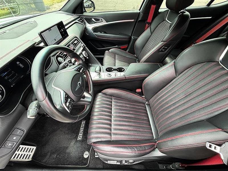 Used 2022 Genesis G70 3.3T w/ Sport Advanced Package image 41