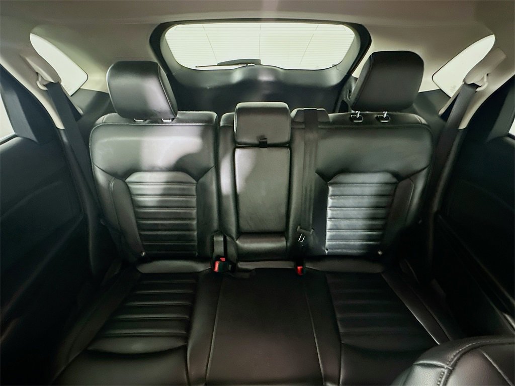 Used 2024 Ford Edge SEL image 13