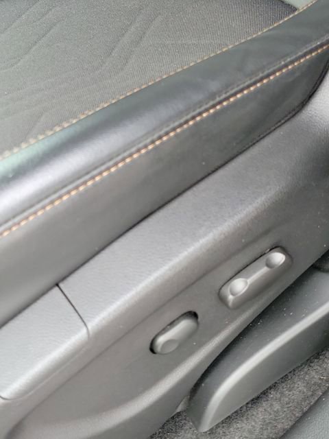 Certified 2022 Chevrolet Trax LT w/ LT Convenience Package image 6