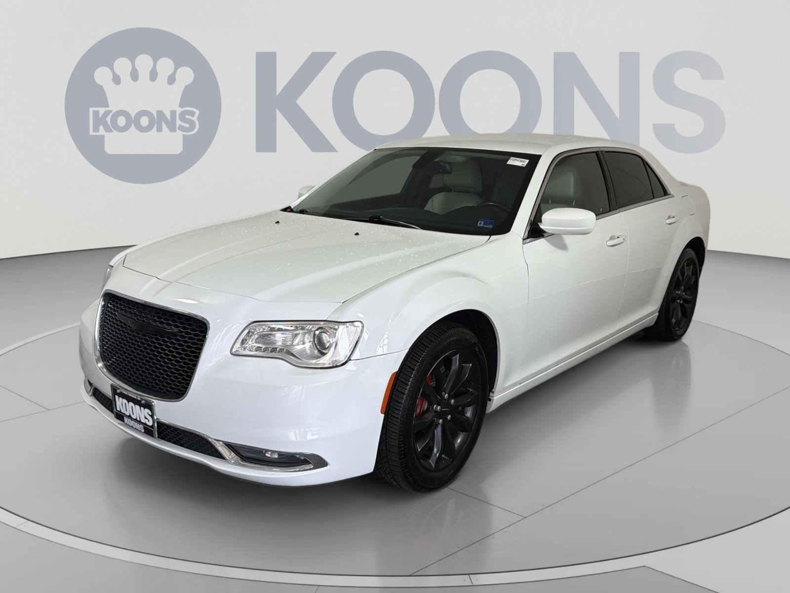Used 2015 Chrysler 300 Limited w/ Driver Convenience Group AWD/4WD image 1