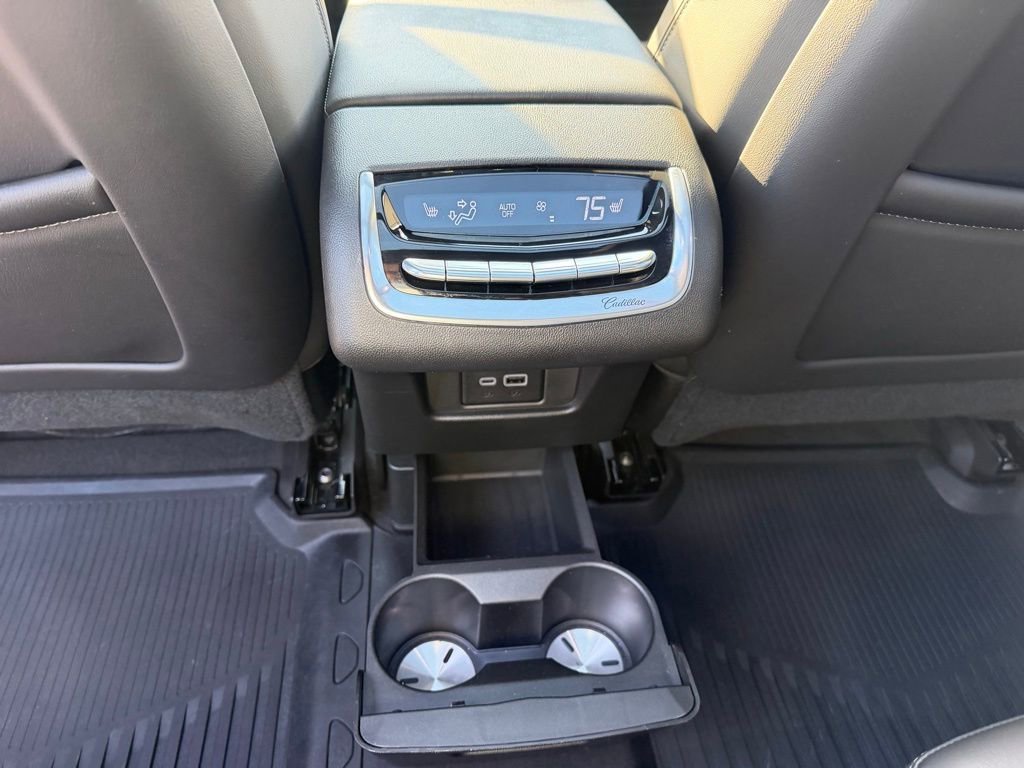 Used 2024 Cadillac XT6 Premium Luxury w/ LPO, Floor Liner Package image 25