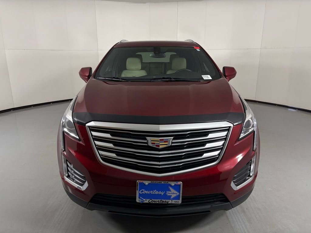 Used 2018 Cadillac XT5 FWD image 3