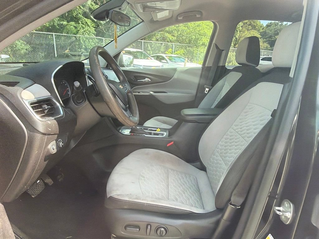 Used 2020 Chevrolet Equinox LS w/ LS Convenience Package FWD image 40