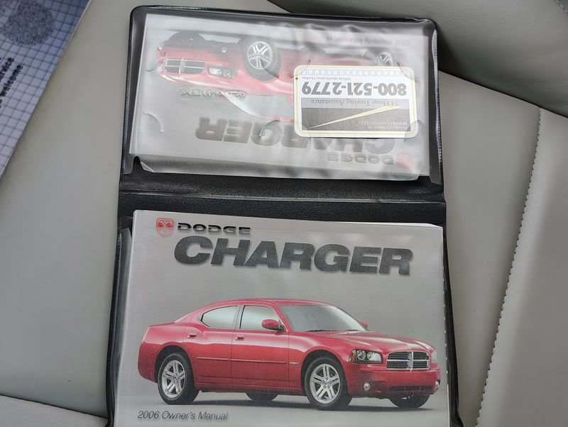 Used 2006 Dodge Charger R/T w/ Convenience Group II RWD image 56