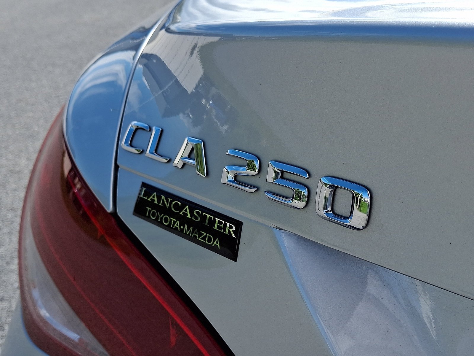 Used 2015 Mercedes-Benz CLA 250 image 33