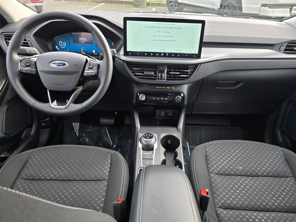 Used 2025 Ford Escape Active w/ Active Premium Tech Pack image 12