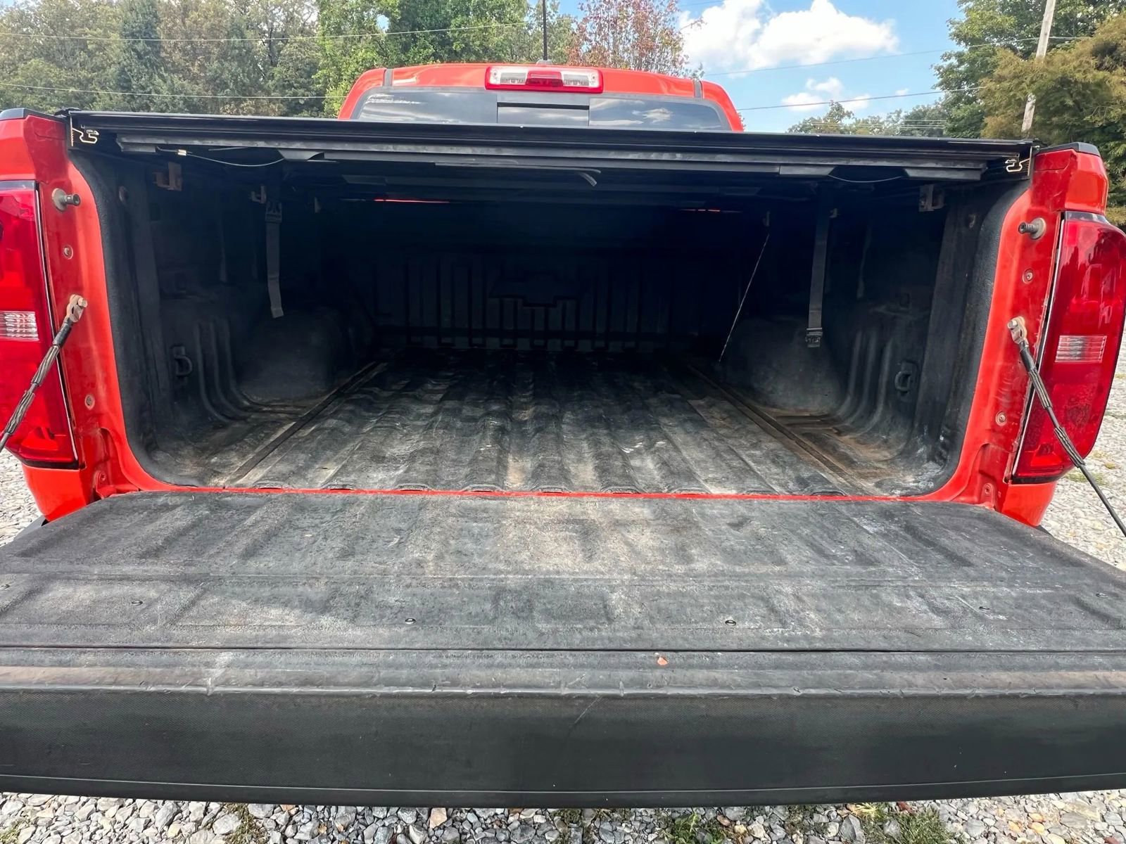 Used 2016 Chevrolet Colorado Z71 image 9