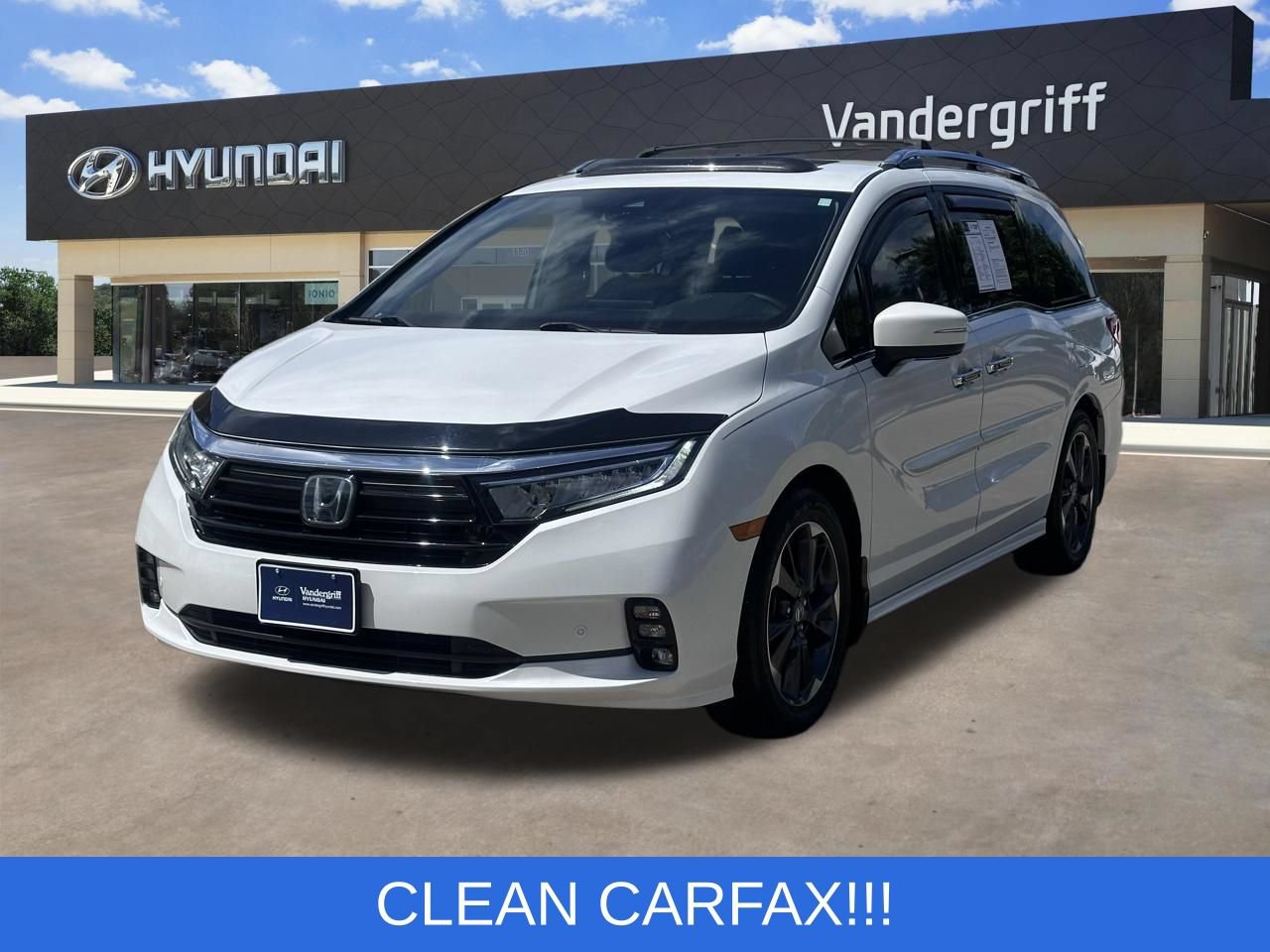 Used 2022 Honda Odyssey Elite image 2