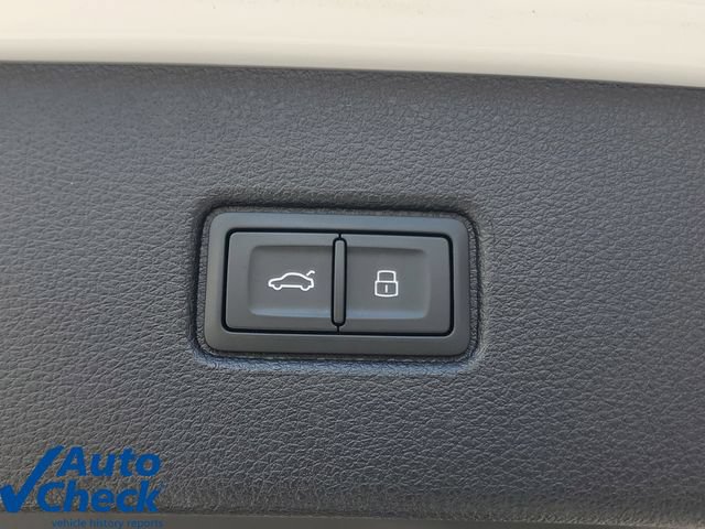 Used 2025 Audi Q7 3.0T Premium Plus AWD/4WD image 10