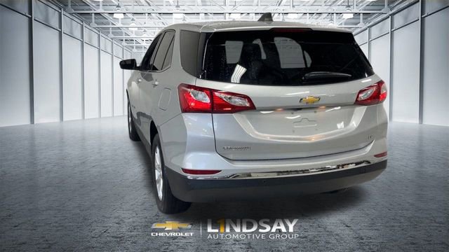 Used 2020 Chevrolet Equinox LT w/ Driver Convenience Package image 8