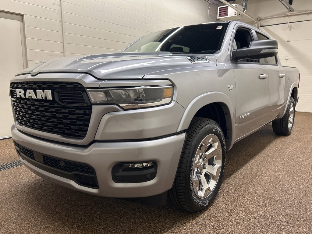 New 2026 RAM 1500 4x4 Crew Cab image 5