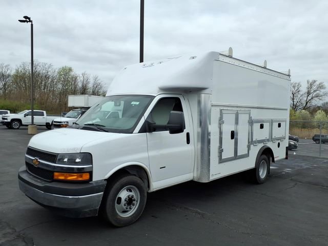 New 2026 Chevrolet Express 3500 w/ Power Convenience Package image 4