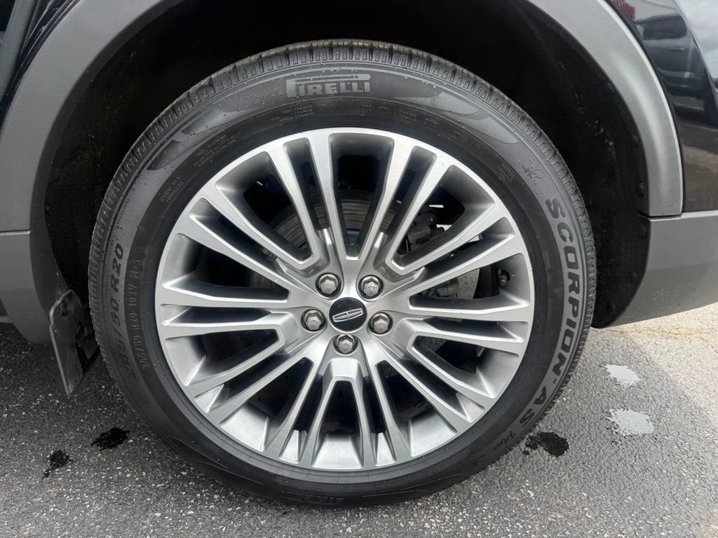Used 2018 Lincoln MKX Reserve FWD image 29