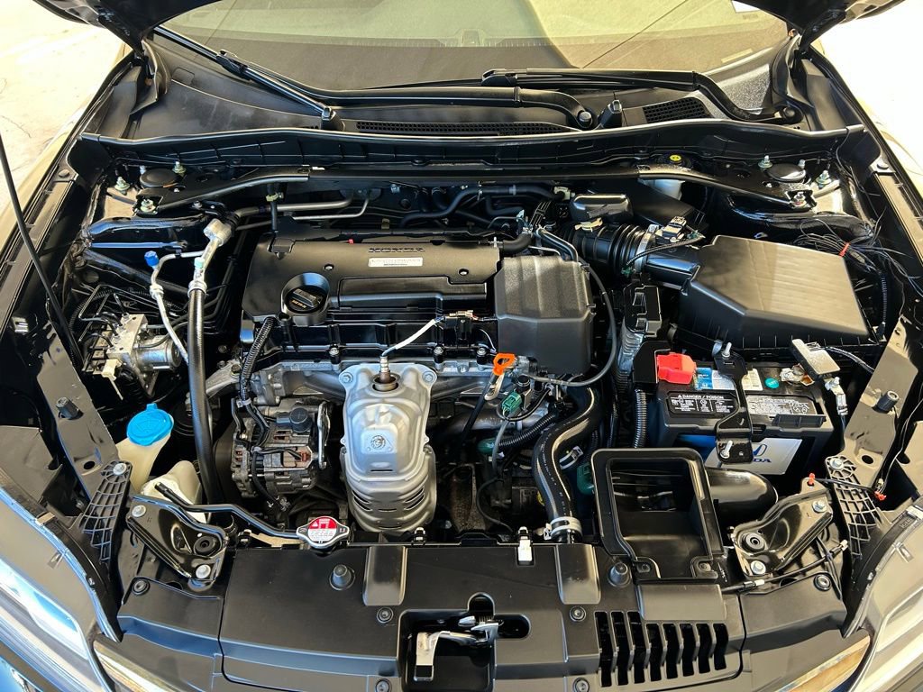 Used 2016 Honda Accord EX image 34