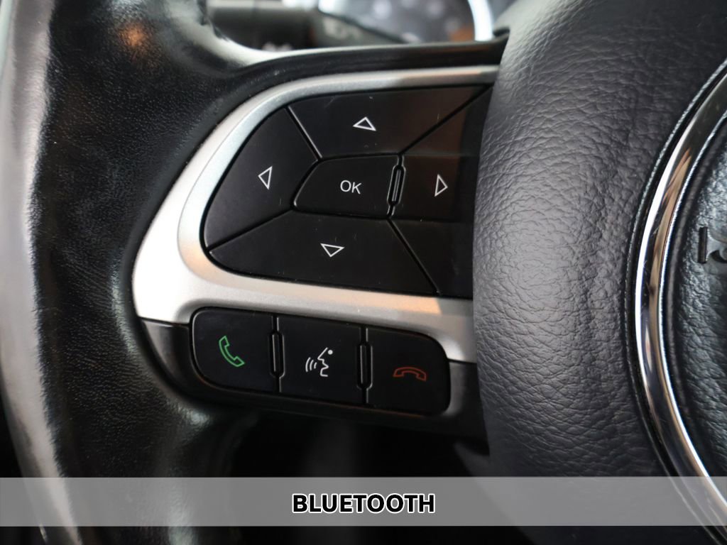 Used 2020 Jeep Compass Latitude AWD/4WD image 4