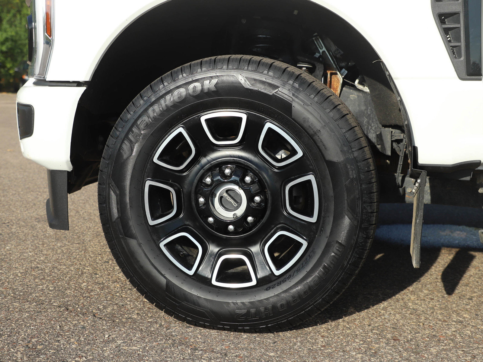Used 2025 Ford F350 Platinum AWD/4WD image 21