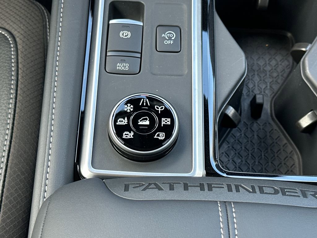 New 2026 Nissan Pathfinder SL AWD/4WD image 27