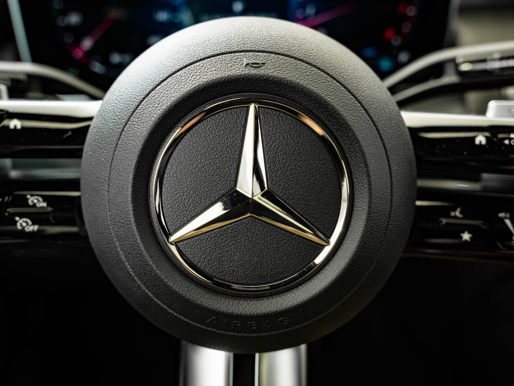 New 2026 Mercedes-Benz GLC 300 4MATIC image 31