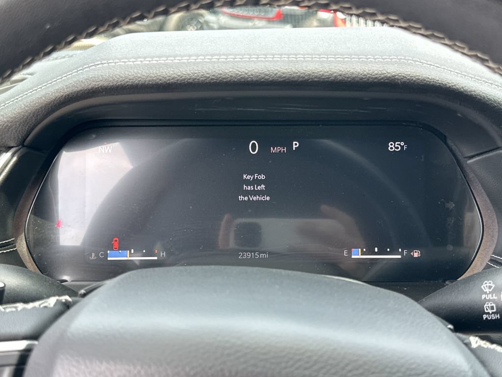 Certified 2023 Jeep Grand Cherokee Limited AWD/4WD image 13
