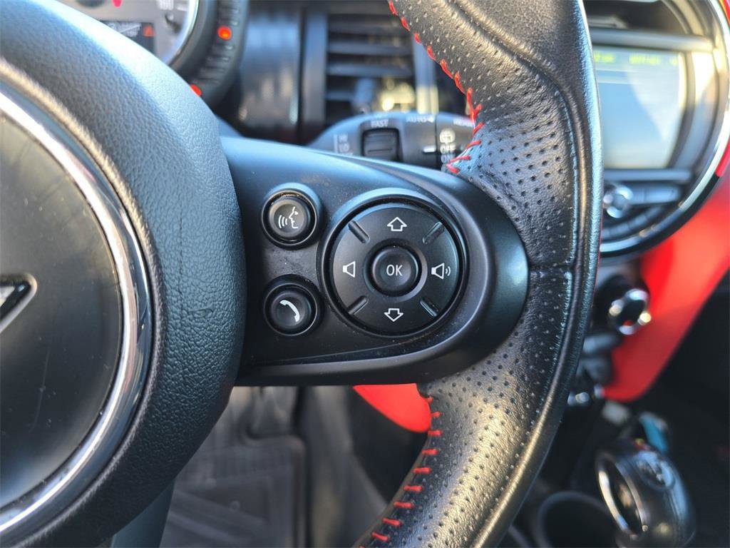 Used 2017 MINI Cooper 2-Door Hardtop image 23