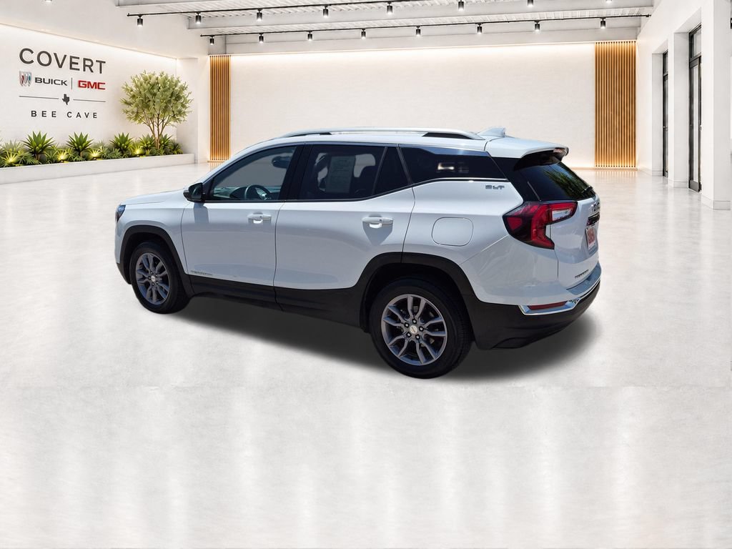 Used 2023 GMC Terrain SLT AWD/4WD image 7