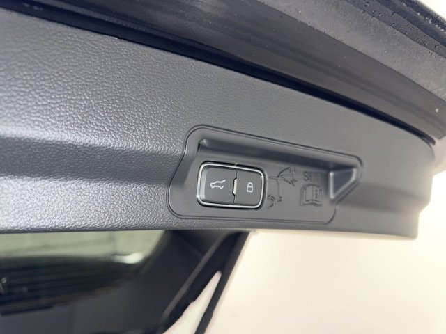 New 2025 Ford Explorer ST-Line w/ Premium Package image 43