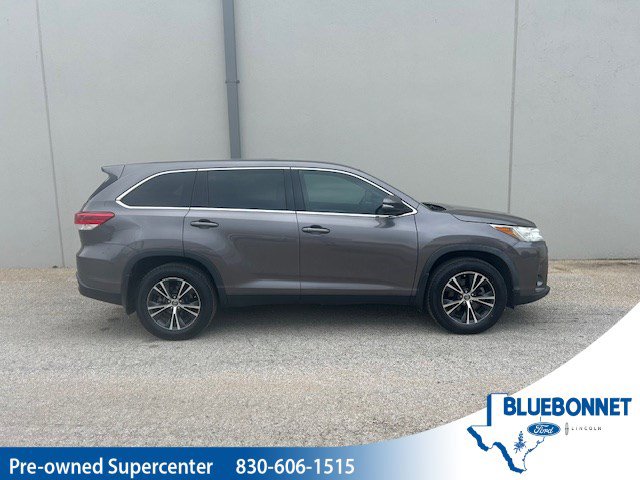 Used 2019 Toyota Highlander LE