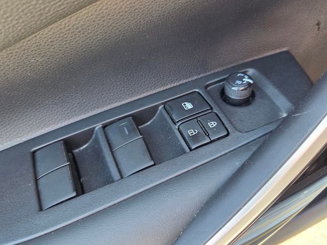 Used 2022 Toyota Corolla XSE image 33